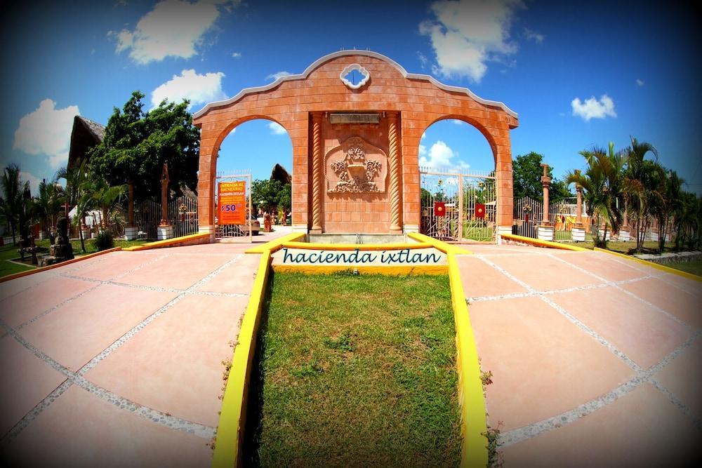 Hotel Hacienda Ixtlan Cozumel Exteriör bild
