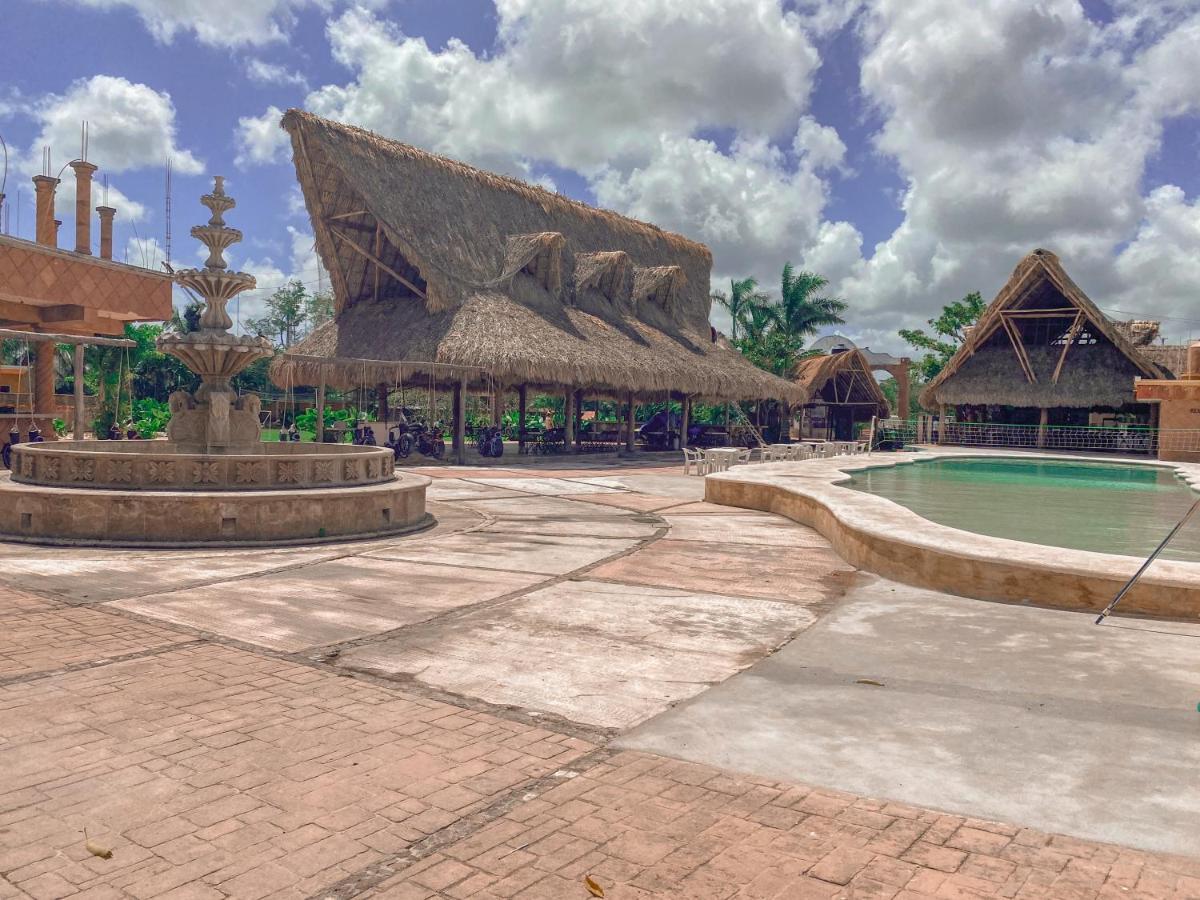 Hotel Hacienda Ixtlan Cozumel Exteriör bild