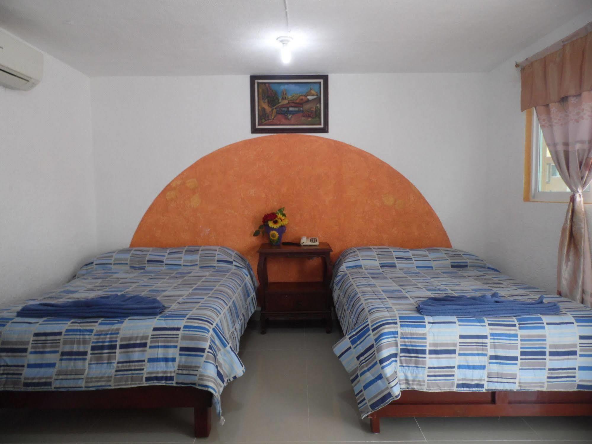 Hotel Hacienda Ixtlan Cozumel Exteriör bild