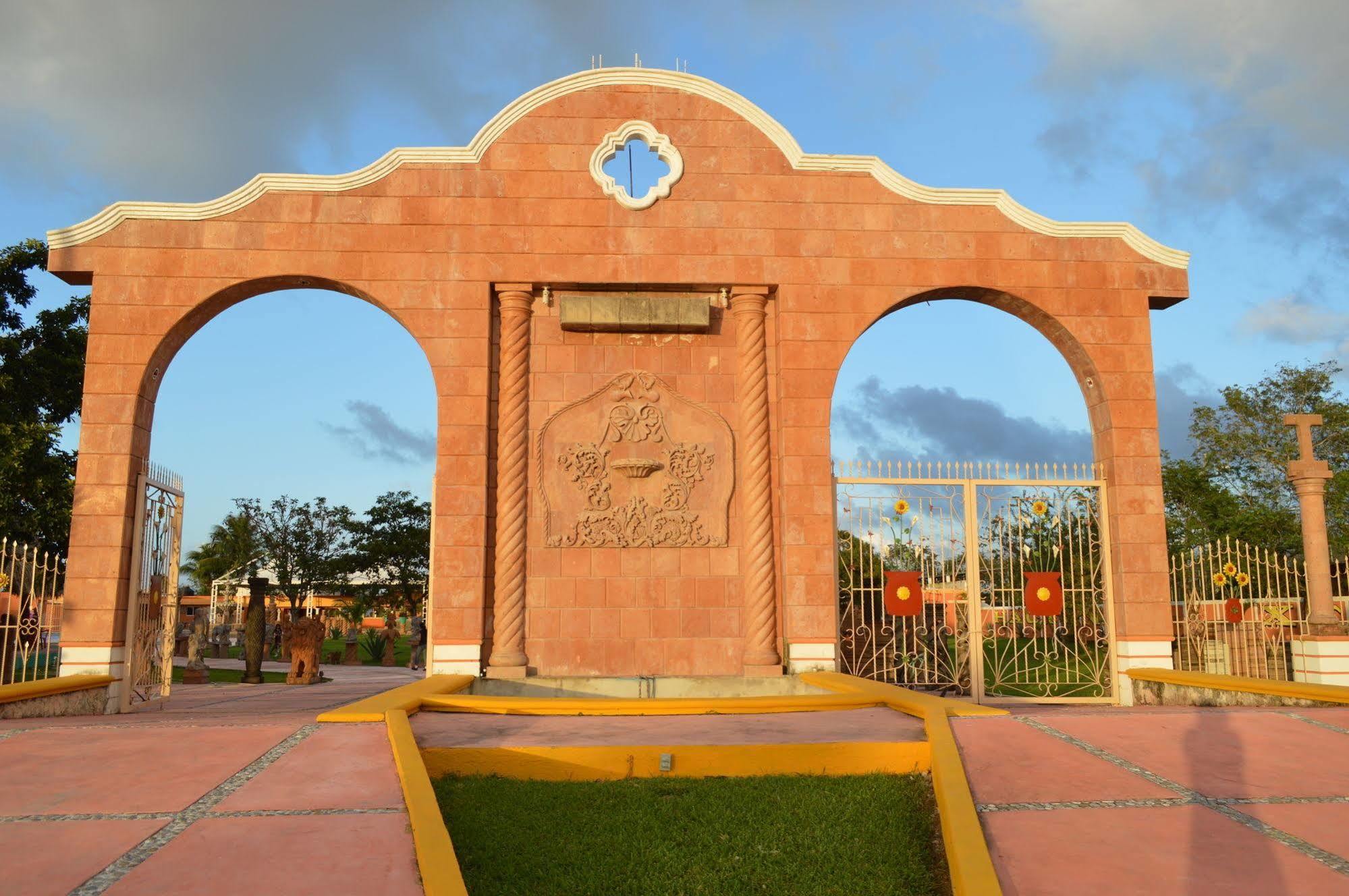 Hotel Hacienda Ixtlan Cozumel Exteriör bild