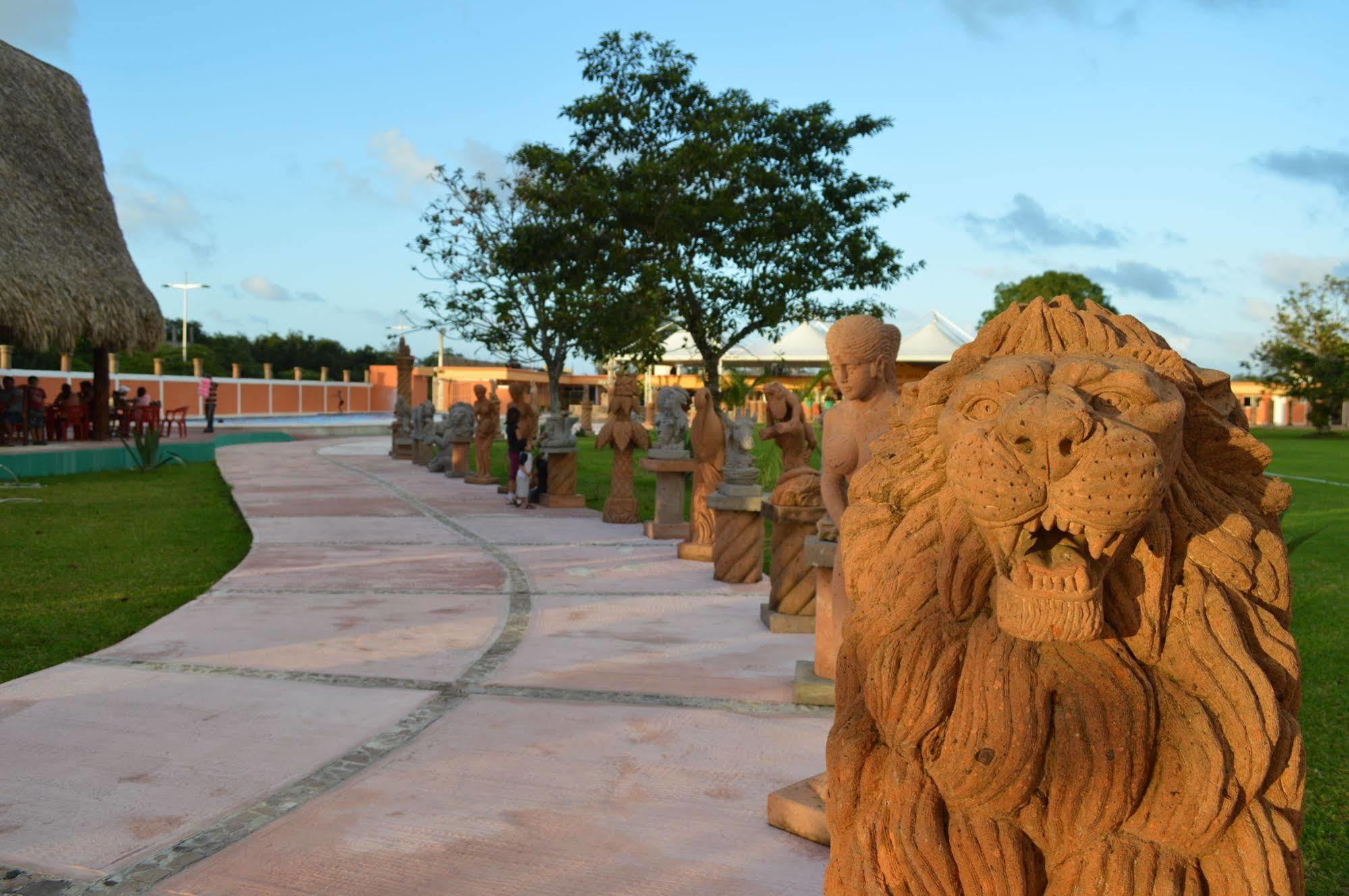 Hotel Hacienda Ixtlan Cozumel Exteriör bild