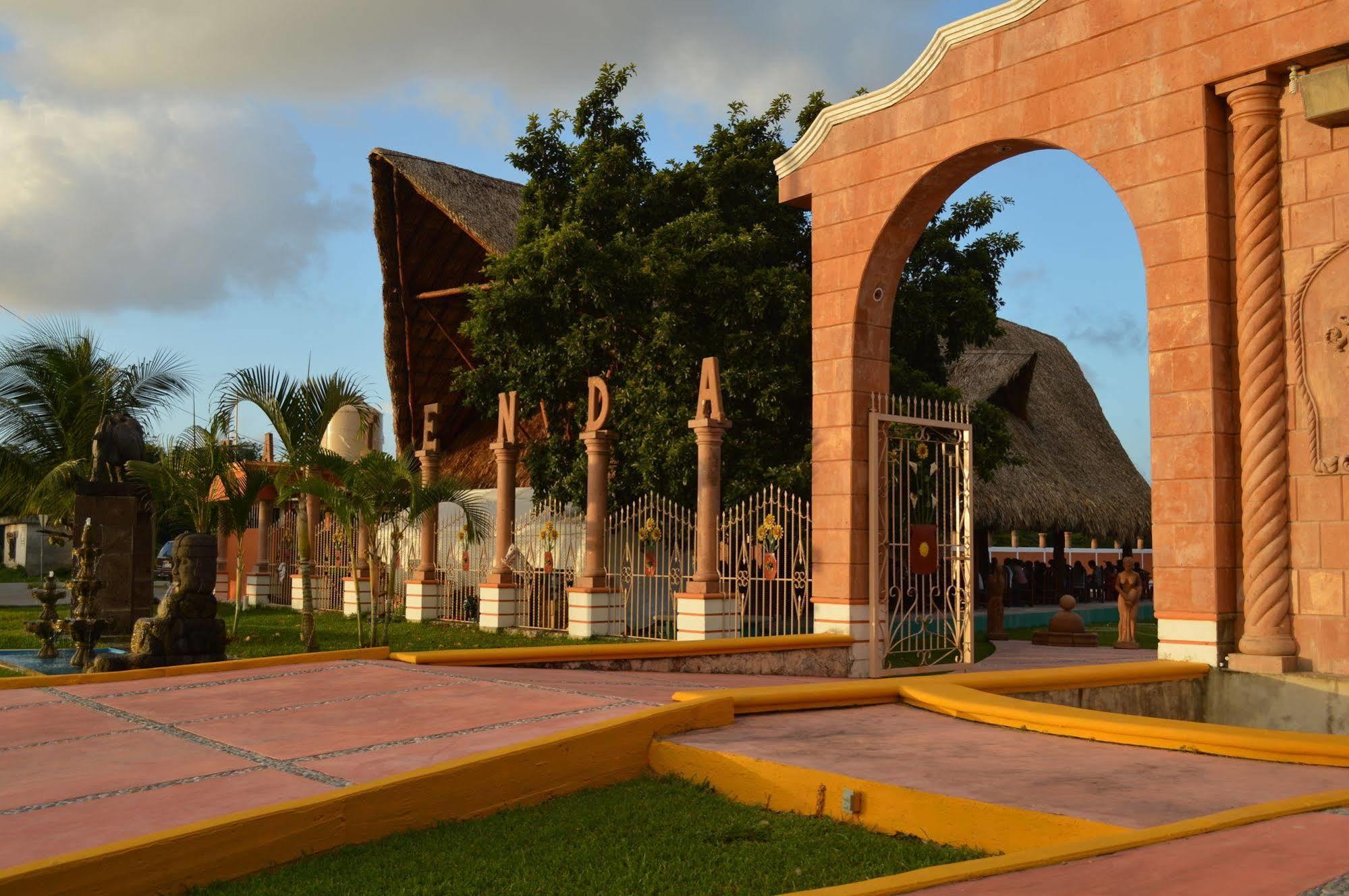Hotel Hacienda Ixtlan Cozumel Exteriör bild